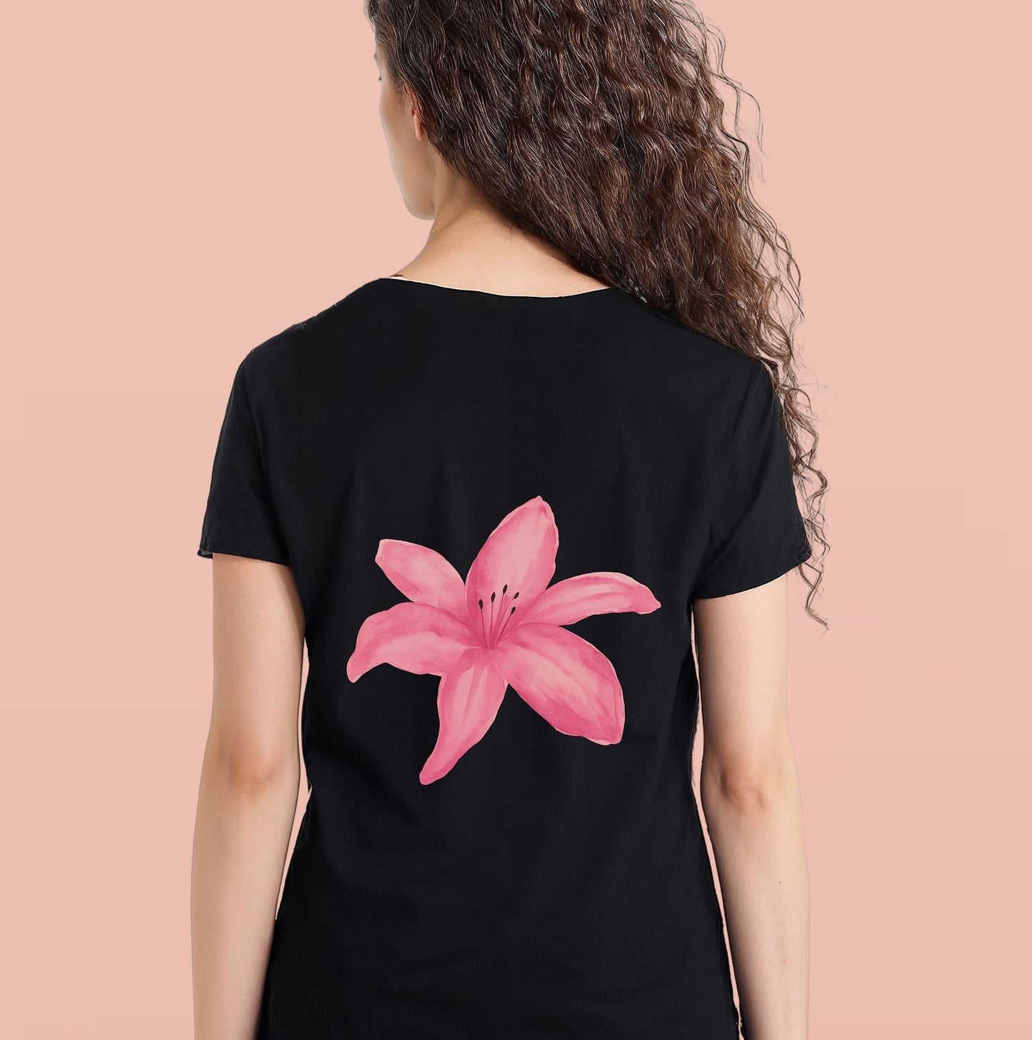 Feeling bloomin’ good in this one. Black/ White